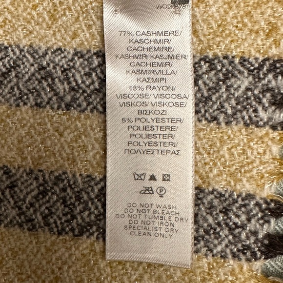 Burberry Plaid Cashmere Scarf in Yellow and Brown - Picture 10 of 11